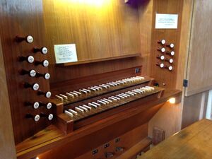 Innsbruck Saggen Spieltisch.JPG