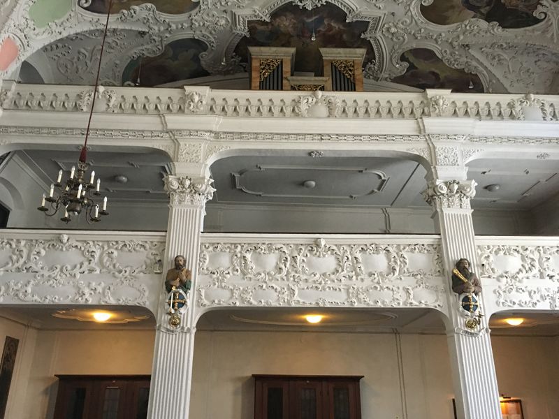 Datei:Innsbruck Spitalskirche Prospekt.JPG