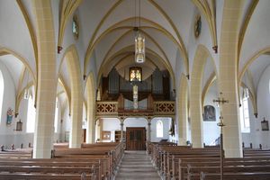 Jützenbach Orgel im Raum.jpg
