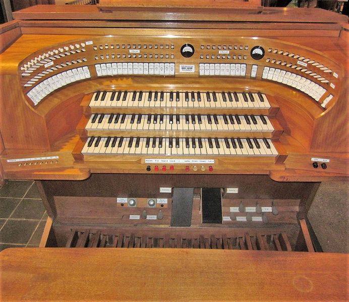 Datei:Köln-Mülheim, Herz-Jesu (7).jpg