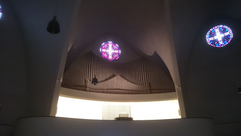 Datei:Köln-Riehl, St. Engelbert, Prospekt.jpg