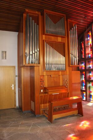 Krell-Orgel Grasleben.JPG