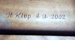 Lübeck Herz Jesu Truhe Firmenschild.jpg