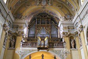 Lambach, Stiftskirche, Hauptorgel.JPG