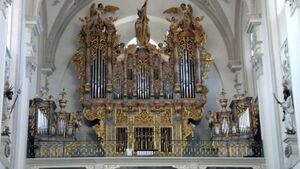 Landsberg (Lech), Stadtkirche Mariä-Himmelfahrt, Hauptorgel.JPG