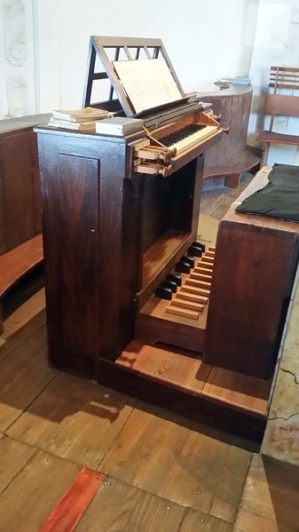 Datei:Lanzenkirchen Spieltisch3.jpg