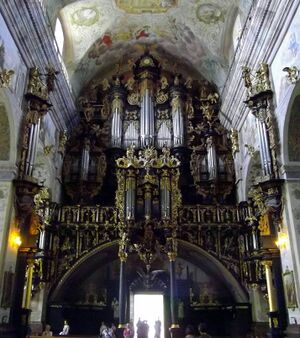 Leżajsk, Bazylika Zwiastowania Najświętszej Maryi Panny (4).JPG