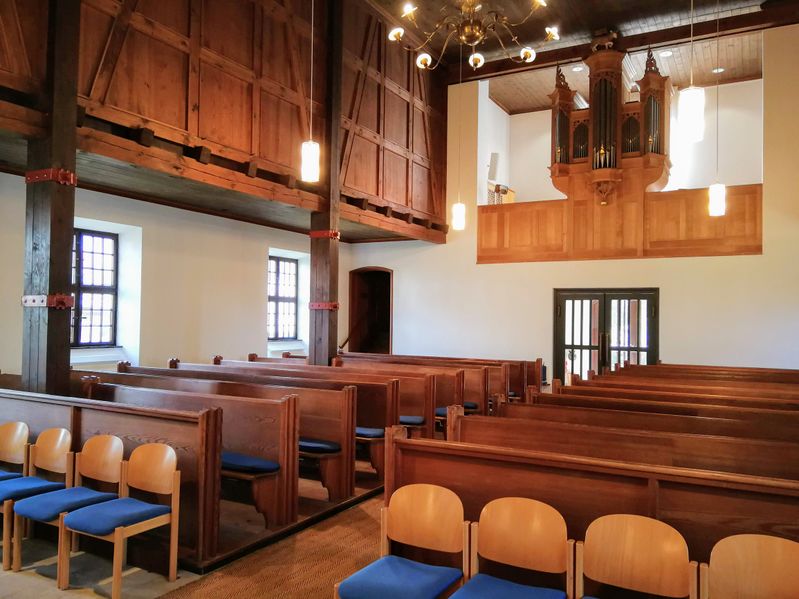 Datei:Lenningen-Brucken, Kirche (2).jpg