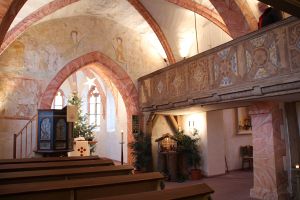 Lich-Ober-Bessingen, ev Kirche, Innenraum 2.JPG
