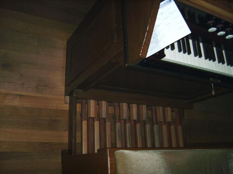 Datei:Lichtenfels Oberlangheim St. Michael Pedal.jpg