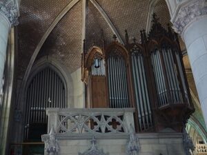 Linz, Neuer Dom, Lachmayr-Orgel, Seiten-Prospekt.JPG