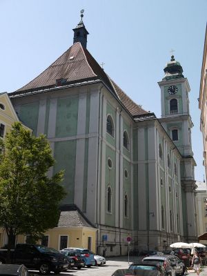 Linz, alter Dom, Außenansicht.JPG