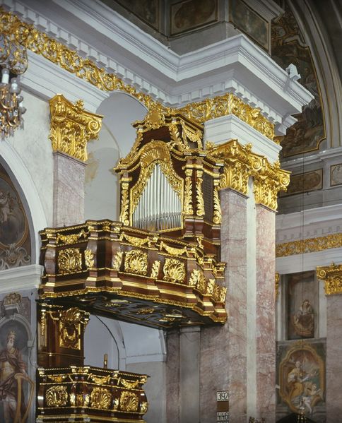Datei:Ljubljana Kathedrale Evangelienorgel.jpg