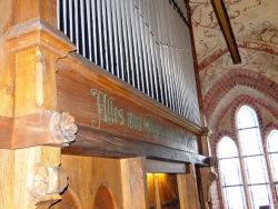 Lohmen (Mecklenburg), Dorfkirche (2).JPG