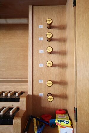 Lollar, ev Kirche, Orgel 6.JPG