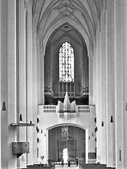 München, Frauenkirche (Zeilhuber-Orgel).jpg