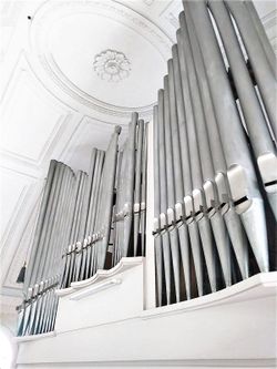 München, St. Stephan am Alten Südfriedhof (Nenninger) (4).jpeg