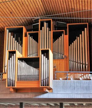 München-Berg am Laim, Offenbarungskirche.jpg