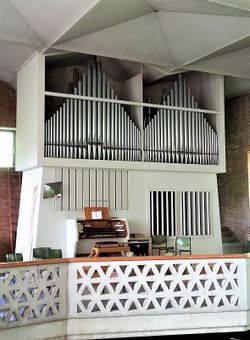 München-Fürstenried, Andreaskirche (2).jpg