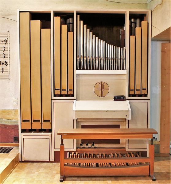 Datei:München-Oberföhring, Vaterunserkirche.jpg