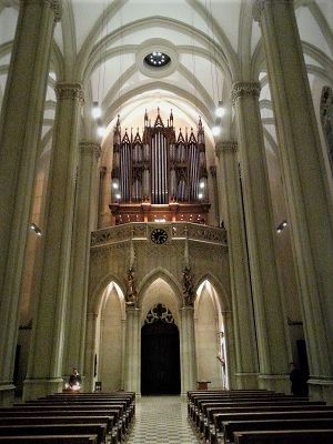 München-Obergiesing, Heilig-Kreuz (2).jpg