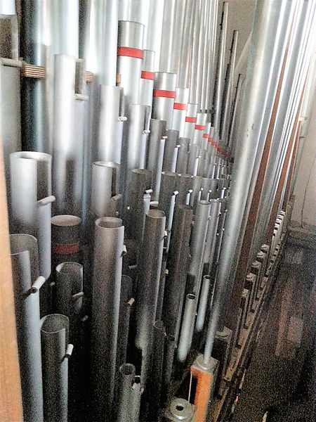 Datei:München-Pasing, Maria Schutz - Großpedal (1).jpg