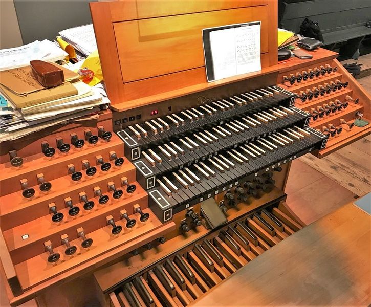 Datei:München-Schwabing, Erlöserkirche (Rieger-Orgel) (3).jpg