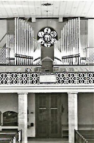 München-Sendling, St. Heinrich (Erste Nenninger-Orgel).jpg