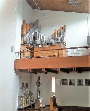 München-Waldperlach, St- Bruder Klaus (2).jpg