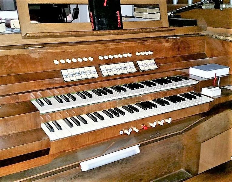 Datei:Münchwies (Klais-Orgel) (3).jpg