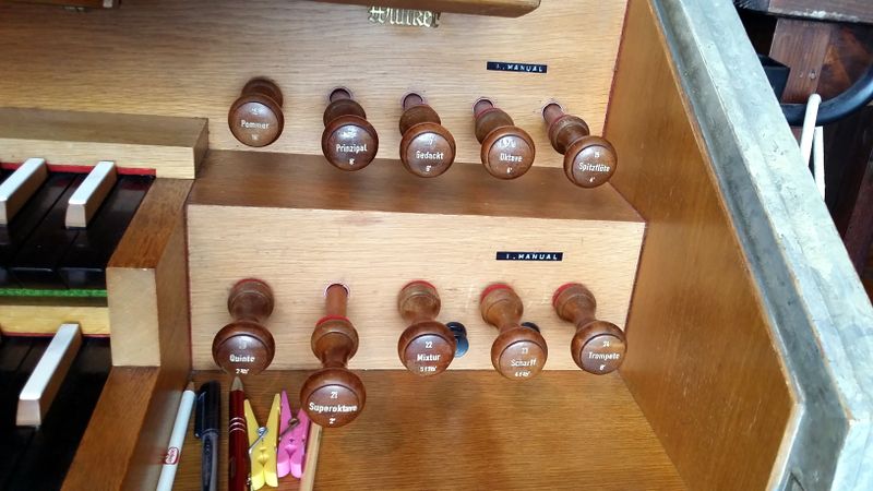 Datei:Maria Schutz Register rechts.jpg