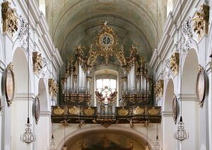 Mariahilferkirche-Orgel.JPG