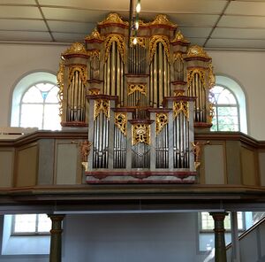 Mundelsheim Nikolauskirche.jpg