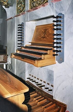 Näfels Spieltisch.jpg