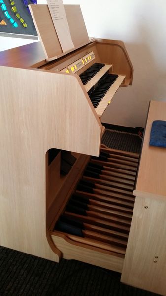 Datei:Natschbach Spieltisch1.jpg