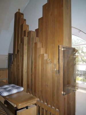 Nuthetal-Philippsthal, Dorfkapelle, Orgelpfeifen.JPG