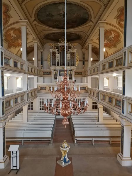 Datei:Ohrdruf-Gräfenhain, Dreifaltigkeitskirche (2).jpg