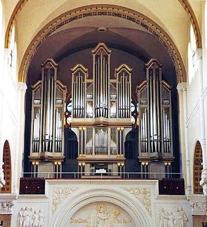 Olten St. Martin Orgel.jpg