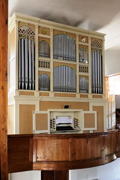 Datei:Orgel Papstdorf.jpg