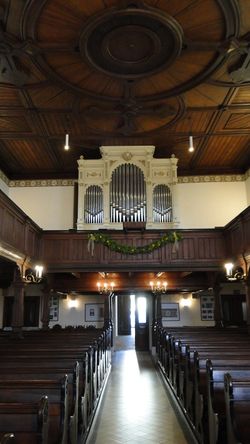 Orgel im Raum Radeburg.JPG