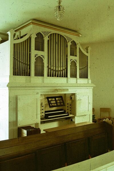 Datei:Orgelansicht Pohla.jpg