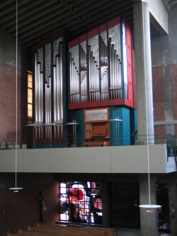 Ottobrunn, Michaelskirche.jpg