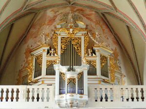 Pernegg, Kirche, Orgel.jpg