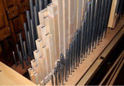 Petzenkirchen St. Stephan Pfeifenwerk2.JPG