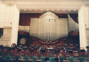 Philharmonie Warschau Orgel.jpg