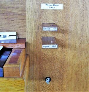 Plochingen, Neuapostolische Kirche (2).JPG