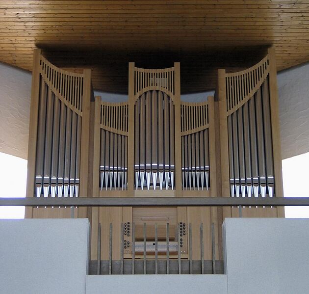 Datei:Rümlang St. Peter Prospekt.jpg