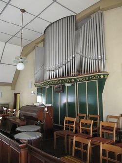 Rabenau-Oelsa, Dorfkirche, Prospekt.JPG