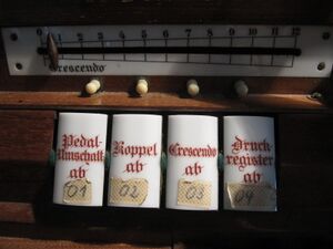 Rabenau-Oelsa, Dorfkirche, Register.JPG