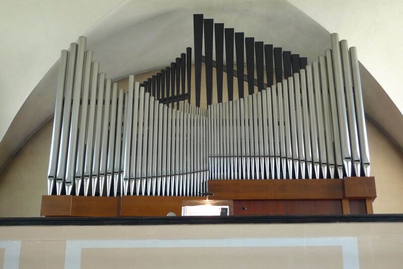 Datei:Ralbitz, St. Katharina, Orgelprospekt.jpg